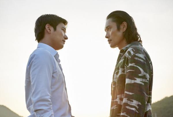 【予告編】イ・ビョンホン、長髪＆オールバックでギラつく！『インサイダーズ』