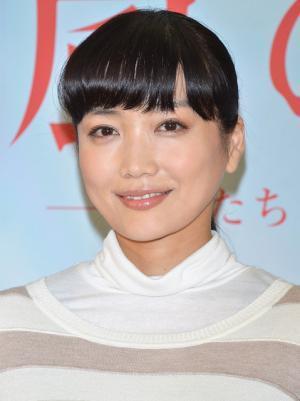 佐藤江梨子、出産後初の連ドラ主演作で共演者赤面の濃厚キス！「受け入れてます」