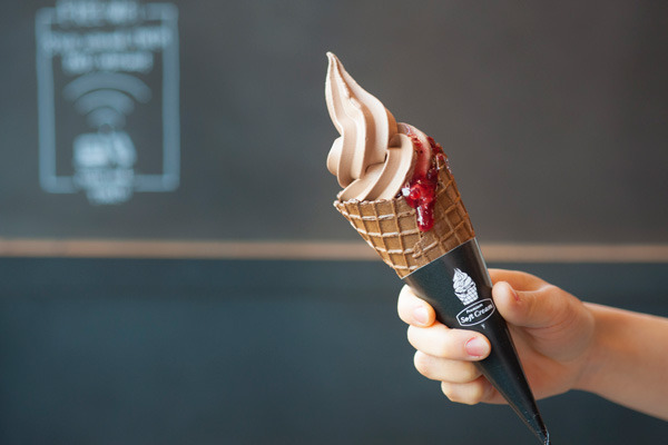 【3時のおやつ】「niko and ... COFFEE」にバレンタイン限定ソフトクリームが登場！