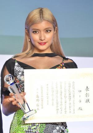 釣り女子・ローラ、恋人の条件を発表！「溺れた時に助けて」
