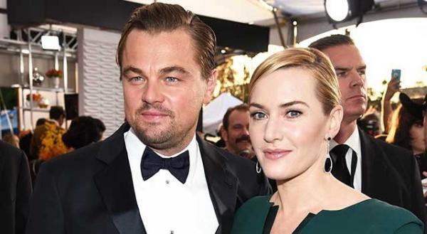 レオナルド・ディカプリオ、SAG賞受賞でケイト・ウィンスレットとハグ！
