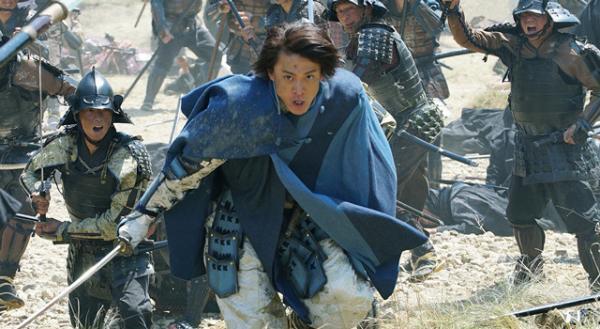 小栗“信長”、V2達成！今年最速で興収20億円突破『信長協奏曲』