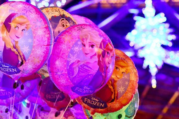 【ディズニー】4月以降、チケットが7,400円に値上げ！理由は「ゲストの体験価値向上」