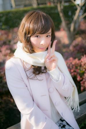 中村倫也、女装姿を披露！山崎育三郎とキュートなポーズも!?「お義父さんと呼ばせて」