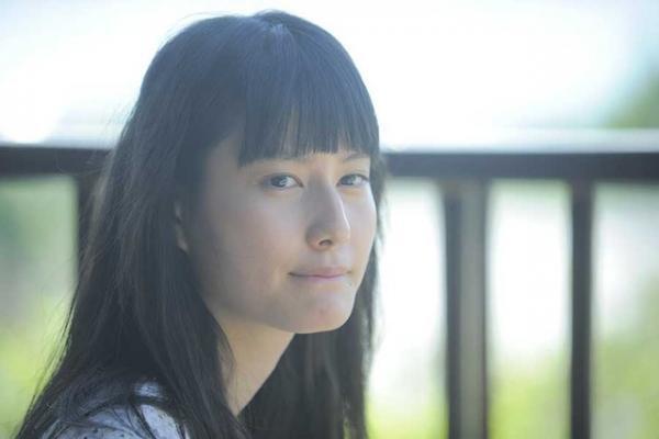 橋本愛＆宮崎あおい、母娘役で初共演！“手紙”が繋ぐ感動作『バースデーカード』