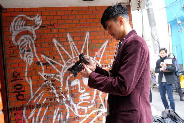 あの映像は松田翔太が撮影していた！「ディアスポリス」こだわり感じる特報メイキングも