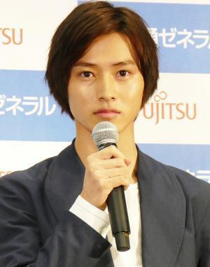 山崎賢人、9通りの姿を表現!? 「僕がいっぱいいて面白い」