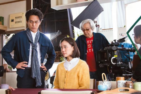 橋爪功＆妻夫木聡ら“家族会議”の裏側公開！山田洋次監督作『家族はつらいよ』