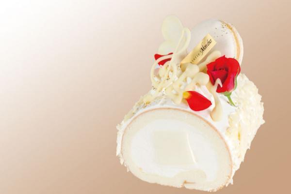 【3時のおやつ】『偉大なるマルグリット』×「堂島ロール」のコラボスイーツが限定発売決定！