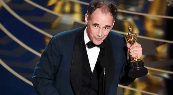 【第88回アカデミー賞】シルベスター・スタローン、助演男優賞ならず！受賞したのはマーク・ライランス