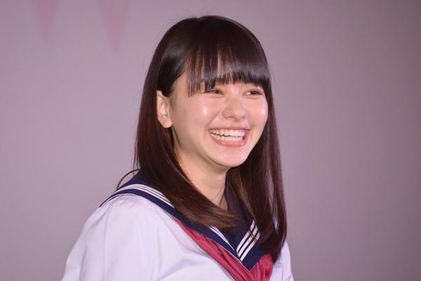 笑顔の山本舞香、主演作に自信を覗かせる「胸にくるものがある」