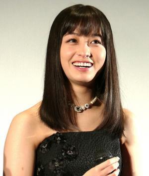 橋本環奈、“卒業”宣言し女優として決意表明！「学んだことを大切な糧に…」