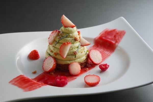 【3時のおやつ】「アンリ・シャルパンティエ」、春を呼ぶ新作デセールが登場！