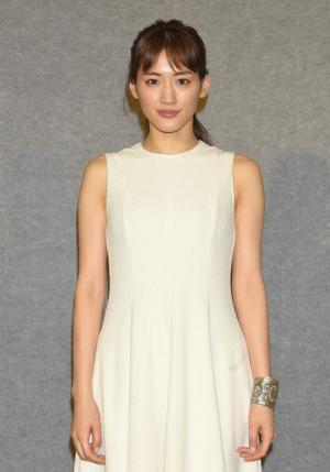 【インタビュー】綾瀬はるか　大河ドラマが教えてくれた、ものづくりの感動を糧に挑む「精霊の守り人」