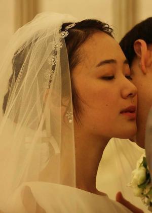 黒木華、誓いのくちづけを交わす…『リップヴァンウィンクルの花嫁』ビジュアル公開