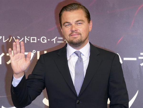 レオナルド・ディカプリオ、オスカー受賞後初来日！ 報道陣500人集結で熱烈祝福