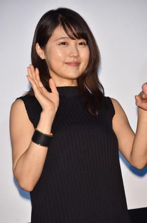 有村架純、カメラマンに扮して激写！ 撮られた藤原竜也は「まあまあ普通」と辛口