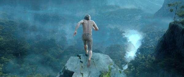 “美ボディ”ターザン、ジャングルを舞う！『ターザン：REBORN』特報映像