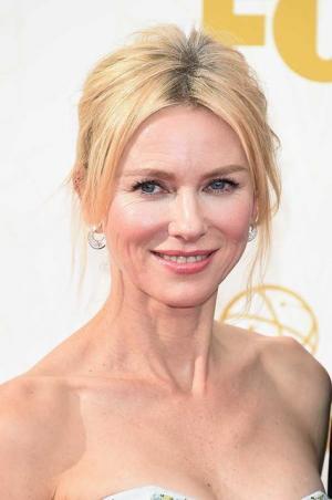 ナオミ・ワッツ、ボトックスに助けを求めるかどうか迷い中