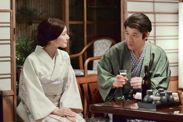 「LIFE！」に吉田羊が仲間入り！ウッチャンと息のあったコント届ける