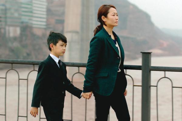 池松壮亮＆河瀬直美監督が母子の愛に感涙！ジャ・ジャンクー監督最新作『山河ノスタルジア』