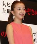 板野友美、恐怖のドッキリに「うすうす気づいた…」 『のぞきめ』初日舞台挨拶