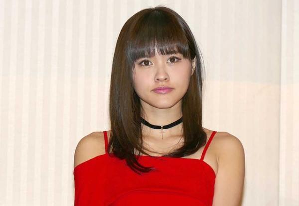 「A.B.C-Z」橋本良亮＆河合郁人、記者会見でキスの予行演習「大人のくちびるでした」