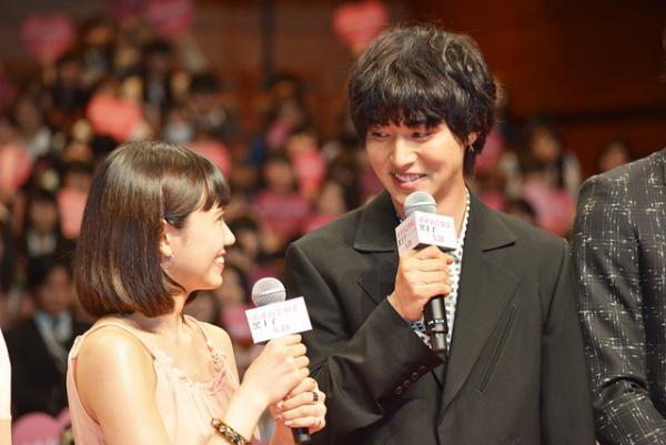 山崎賢人のドSな一言に女子絶叫『オオカミ少女と黒王子』ジャパンプレミア