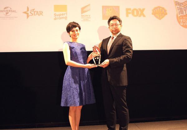 ホラン千秋、目標とする女優はジェニファー・ロペス！「色気もあり変幻自在な女優」