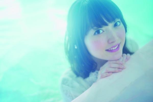 花澤香菜、渡辺直美MCで地上波音楽番組初登場！