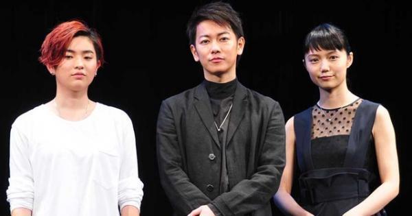 佐藤健、17歳HARUHIの歌声絶賛！宮崎あおいは17歳を述懐し「丸々してた」と黒歴史告白!?