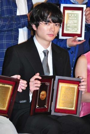 染谷将太、日プロ主演男優賞も自身に憧れる若手に「俺に憧れると痛い目に遭う！」と警告