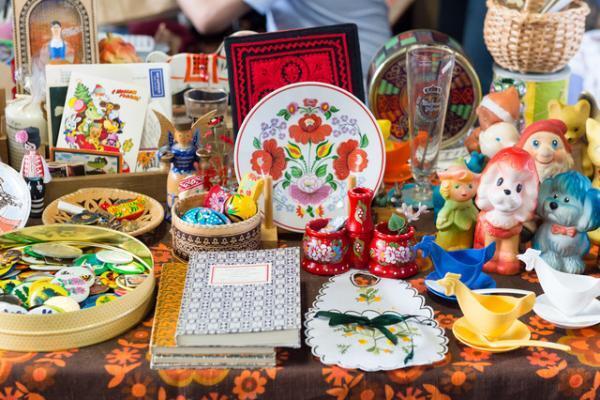 “古き良きもの”に出会う「東京蚤の市」 今年も開催