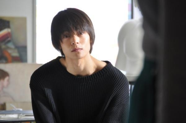 藤ヶ谷太輔＆窪田正孝が劇場でお出迎え!? 『MARS』スタンディ登場