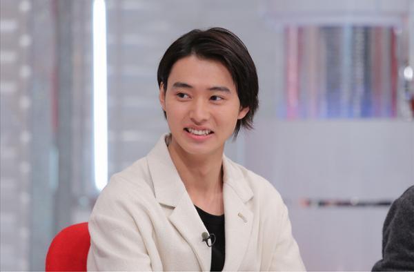 山崎賢人、『オオカミ少女と黒王子』撮影秘話で思わず赤面！「おしゃれイズム」