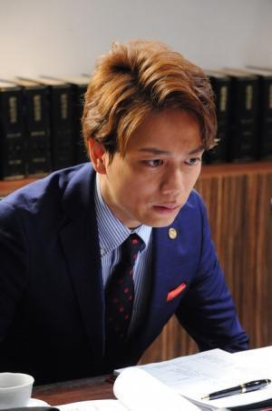 山崎育三郎、渾身の涙！ 「グッドパートナー」第6話