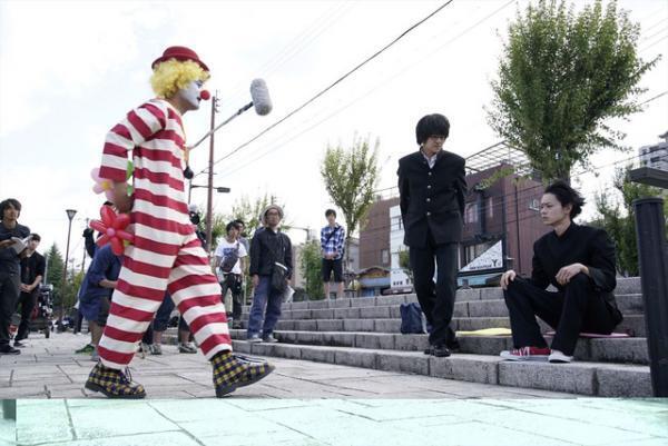 池松壮亮＆菅田将暉の“喋る”だけの青春、全力の舞台裏が到着『セトウツミ』