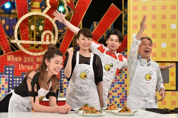 鈴木砂羽の特殊な家庭環境＆『極妻』でのあの名シーン披露！「新チューボーですよ！」