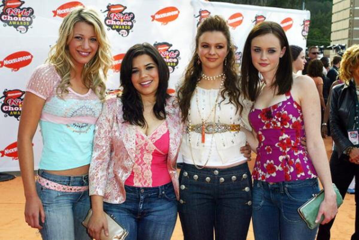 旅するジーンズと16歳の夏 3作目の製作をキャストが示唆 16年6月6日 ウーマンエキサイト 1 2