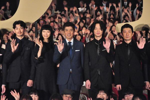 瑛太、榮倉奈々、坂口健太郎ら若手キャストから佐藤浩市への感謝