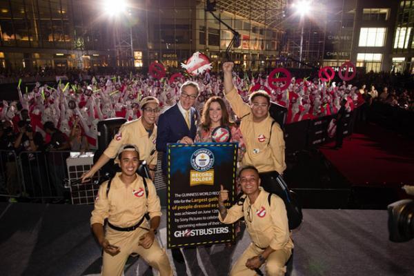 ゴーストたちがギネスに挑戦!? 『ゴーストバスターズ』仮装イベントにファン263人が集結！