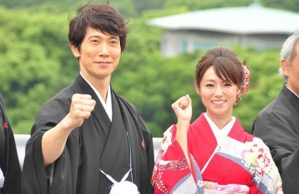 佐々木蔵之介、深田恭子ら昼間から深酒 「一升瓶、何本空けたか…？」