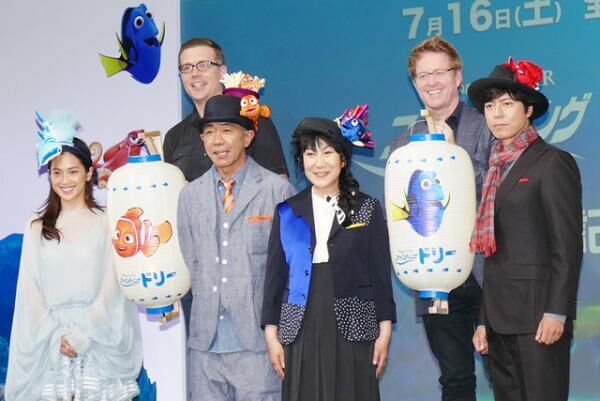 室井滋 木梨憲武 ピクサーの徹底した秘密主義に驚き ファインディング ドリー 来日会見 16年6月29日 ウーマンエキサイト 1 2 室井滋 木梨憲武 ピクサーの徹底した秘密主義に驚き ファインディング ドリー 来日会見 16年6月29日 ウーマンエキサイト 1 2