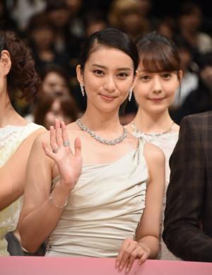 滝沢秀明、初共演の武井咲を絶賛「すてきな女性です」