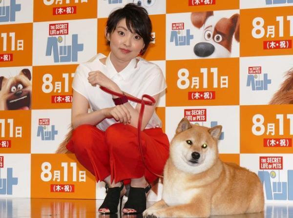 家入レオ、インスタ国内2位の大人気柴犬まるちゃんと対面！