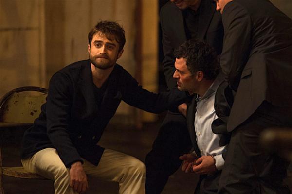 ダニエル・ラドクリフの“悪役キャラ”が明らかに！「科学がマジックに勝つ」