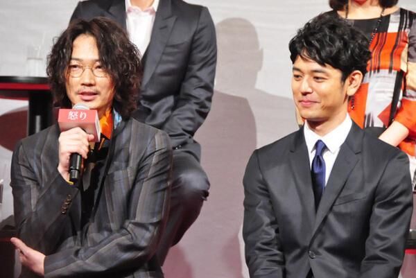 妻夫木聡 綾野剛 ゲイカップルの役作りについて明かす いい関係になった 16年7月11日 ウーマンエキサイト 1 3 妻夫木聡 綾野剛 ゲイカップルの役作りについて明かす いい関係になった 16年7月11日 ウーマンエキサイト 1 3