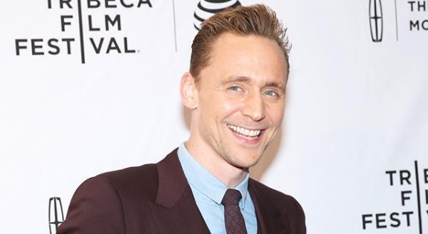 トム・ヒドルストン、“ロキ”ウィッグをつけてユニセフのビデオに出演