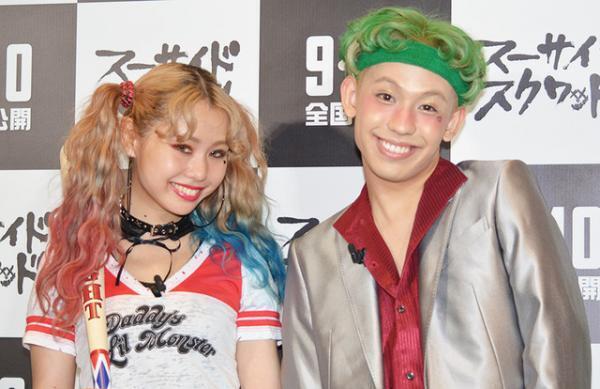 ぺこ＆りゅうちぇるカップル、2人の愛の証は「足の臭いをかがせてくる」