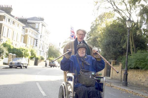 英国淑女マギー・スミスがホームレス!?　人気舞台を映画化『ミス・シェパードをお手本に』